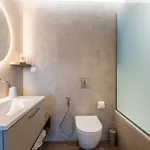 Villa Lacha *