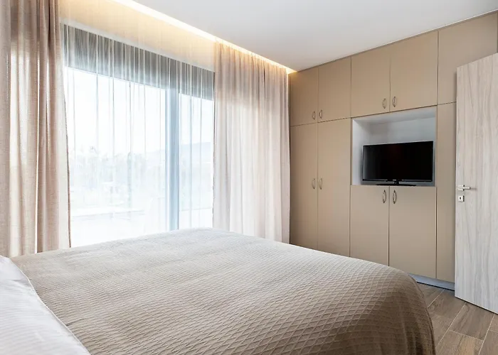 Lacha * بلدة كوس